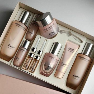 Зволожуючий набір OHUI Miracle Moisture Pink Barrier 4-Piece Special Set LKB177 фото